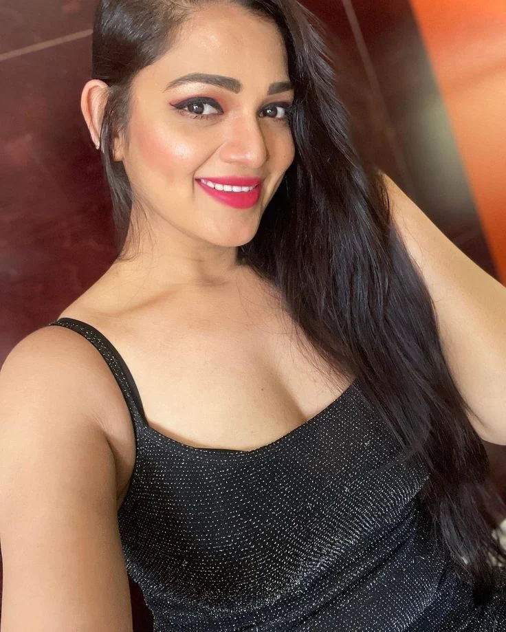 Devika Hyderabad Escort